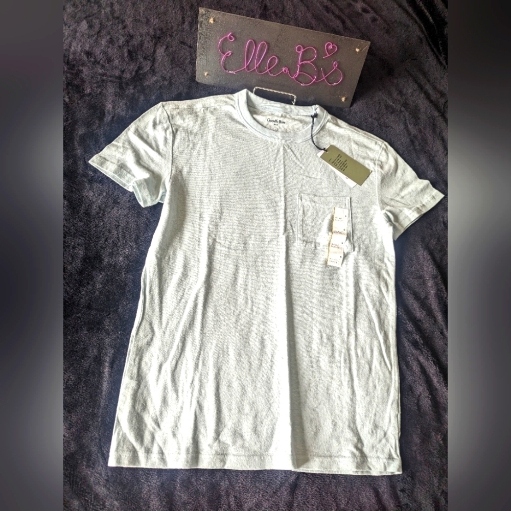 NWT Goodfellow Light Blue Crew Neck Tee with Pocket S